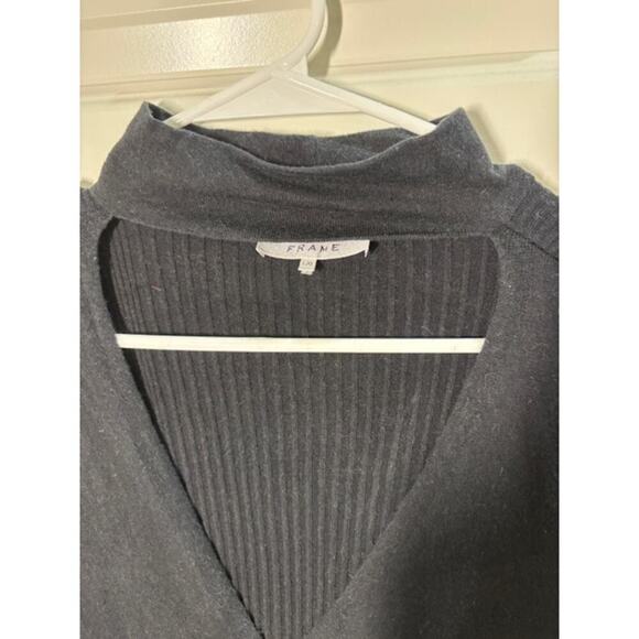Black Top with V-Neck and Collar by Frame Size L - Picture 3 of 5